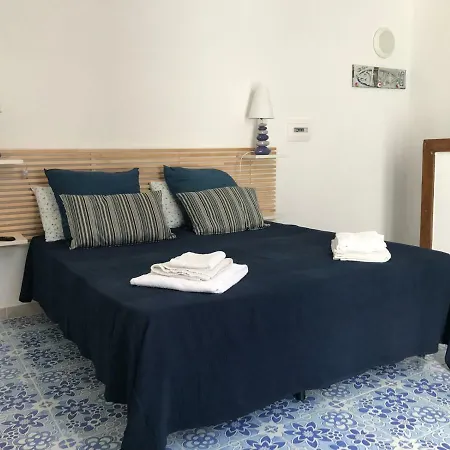 Vic E Vicariell Bed and breakfast 3*